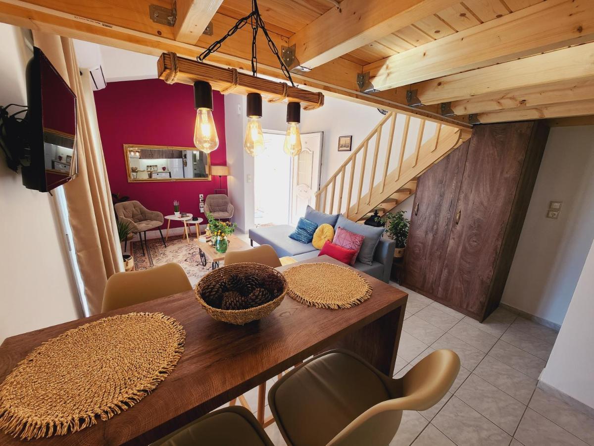 Luxury Loft Apartment Vivian Патра Екстериор снимка