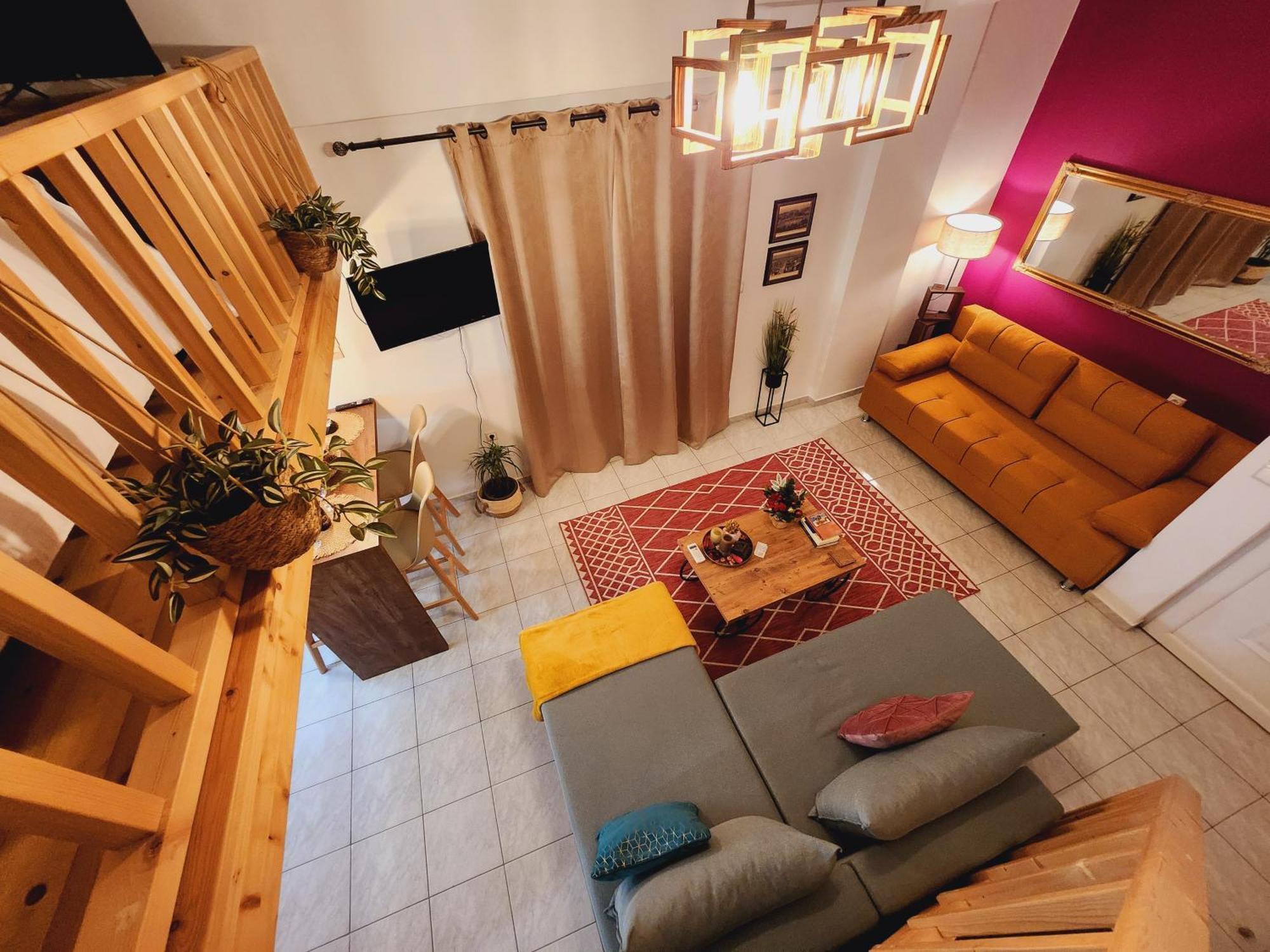 Luxury Loft Apartment Vivian Патра Екстериор снимка